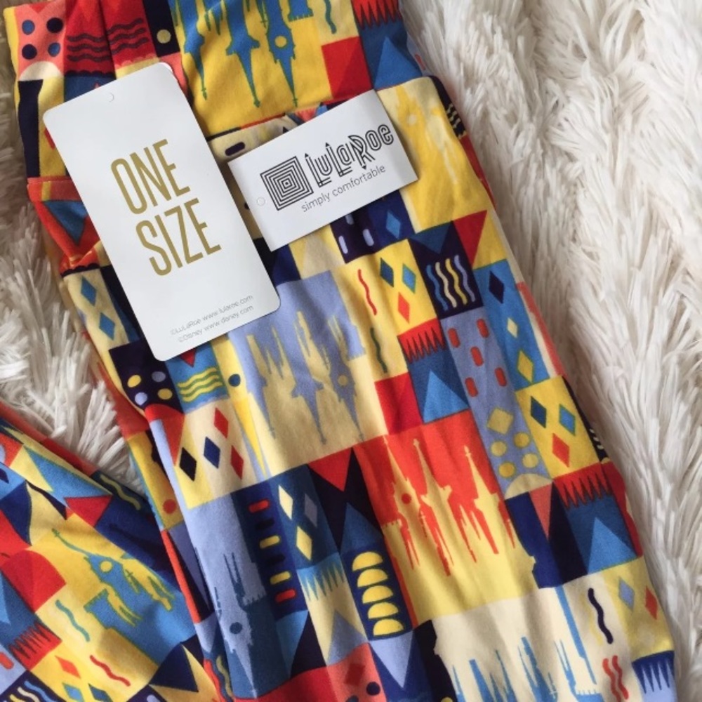 LULAROE DISNEY CASTLE LEGGINGS OS